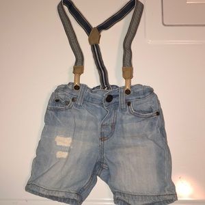 H&M baby suspender shorts